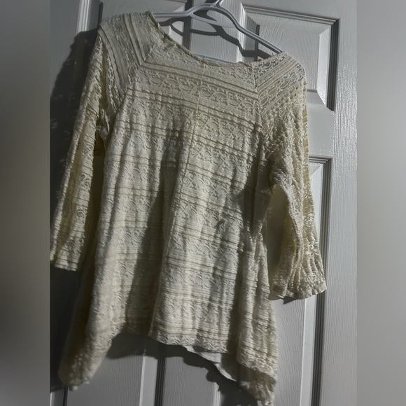 Cream coloured blouse with lace size small from Cato - Picture 2 of 3